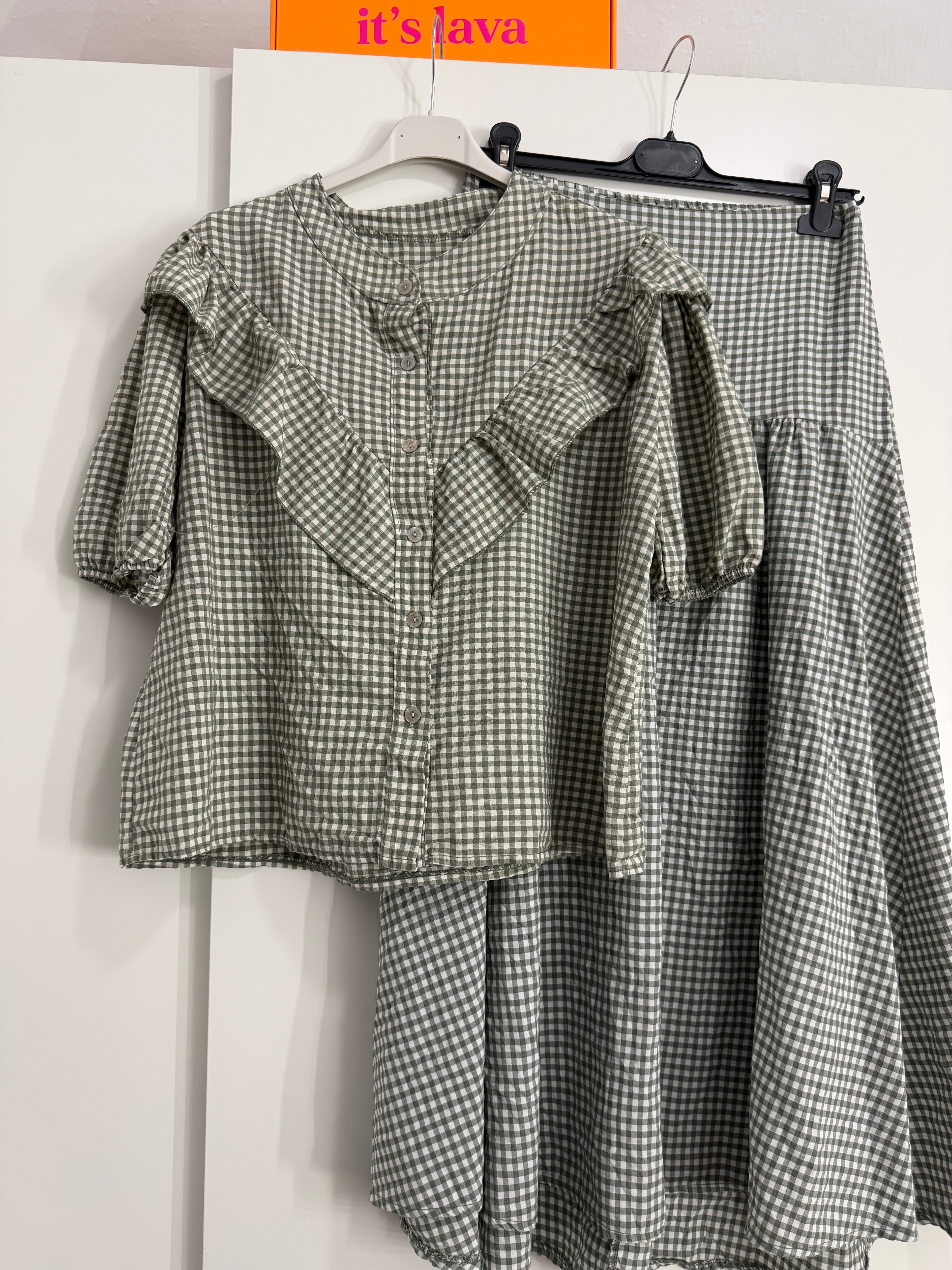 Conjunto lam